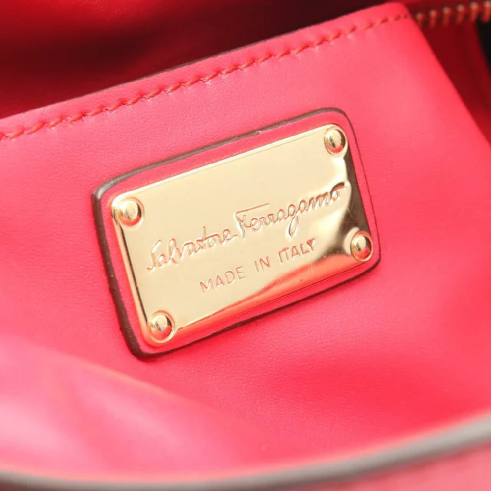 Salvatore Ferragamo Bonnie Lettering Handbag Leather Red - Picture 4 of 6